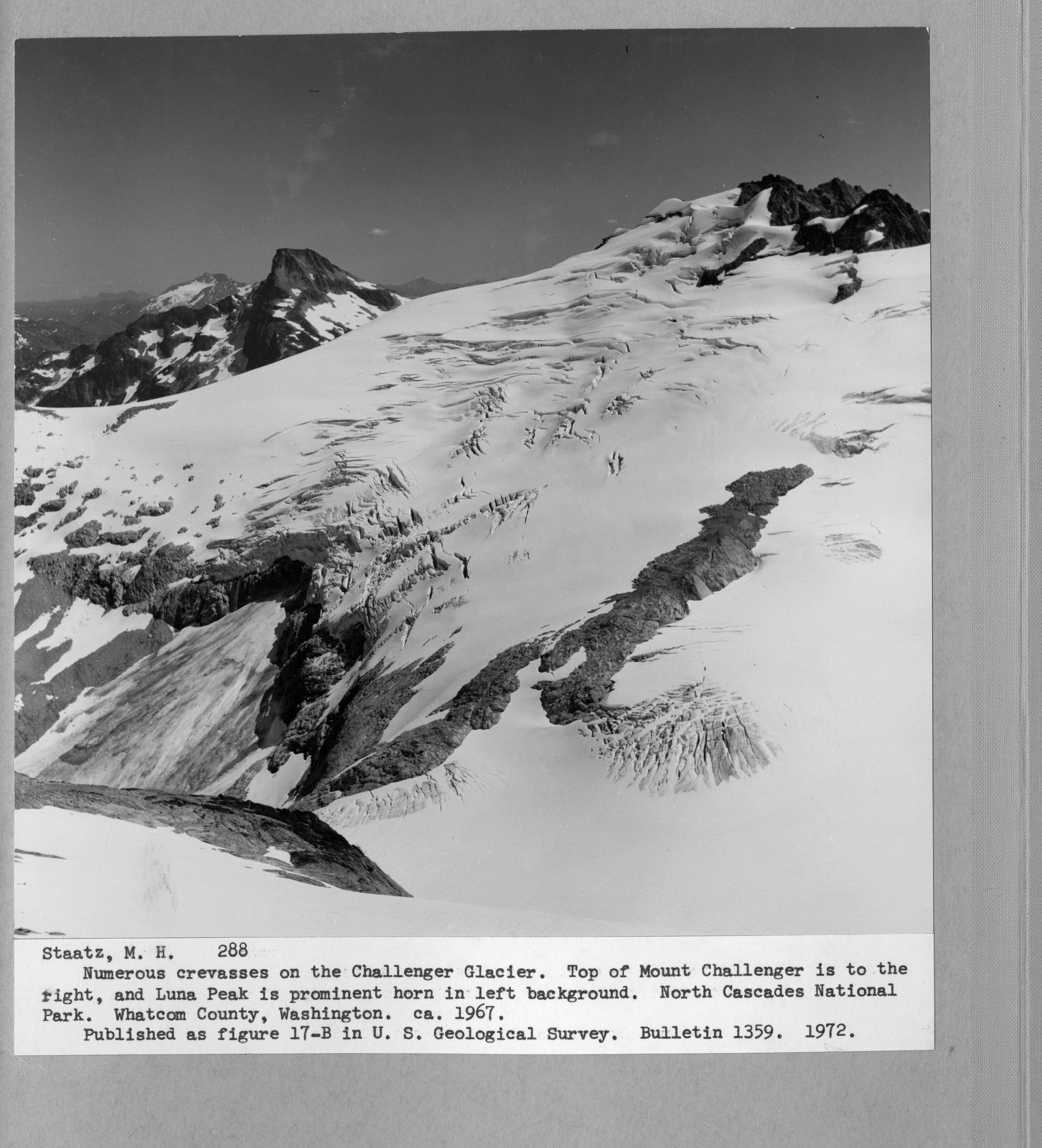 Challenger Glacier_1967_01