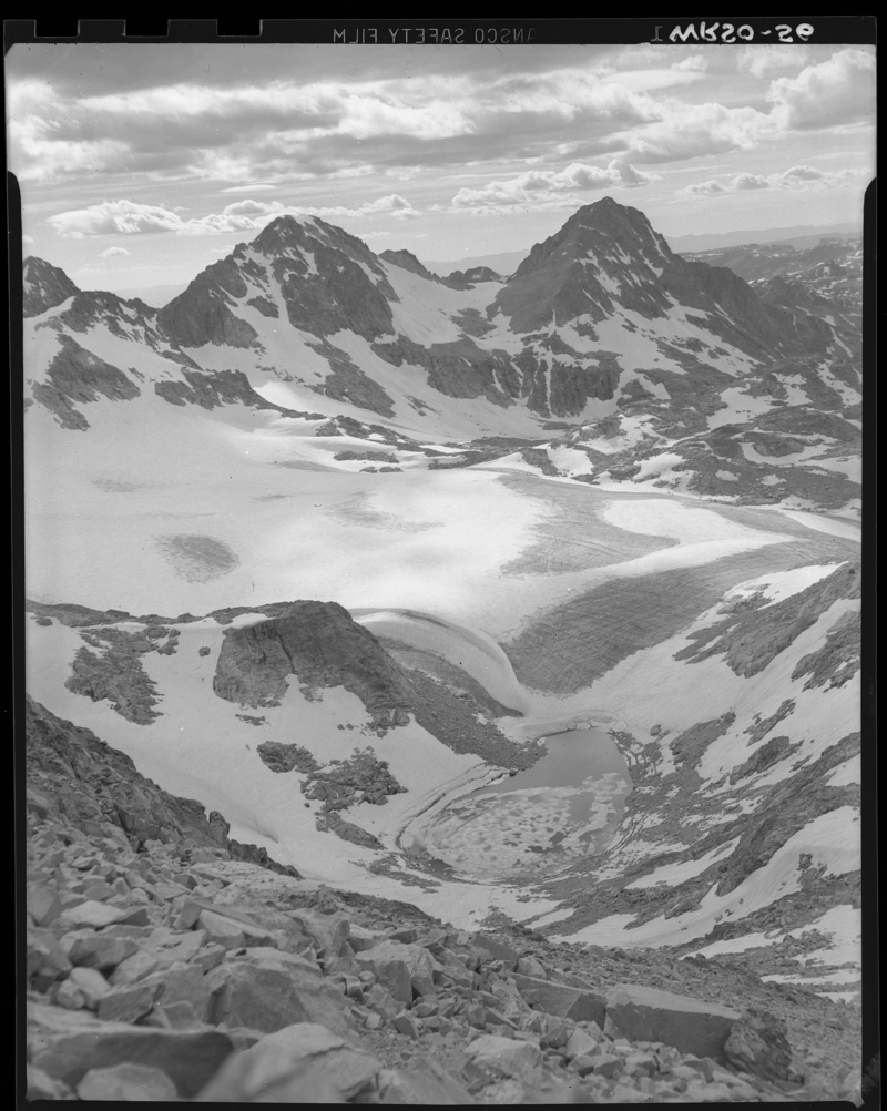 Mammoth_1950_05