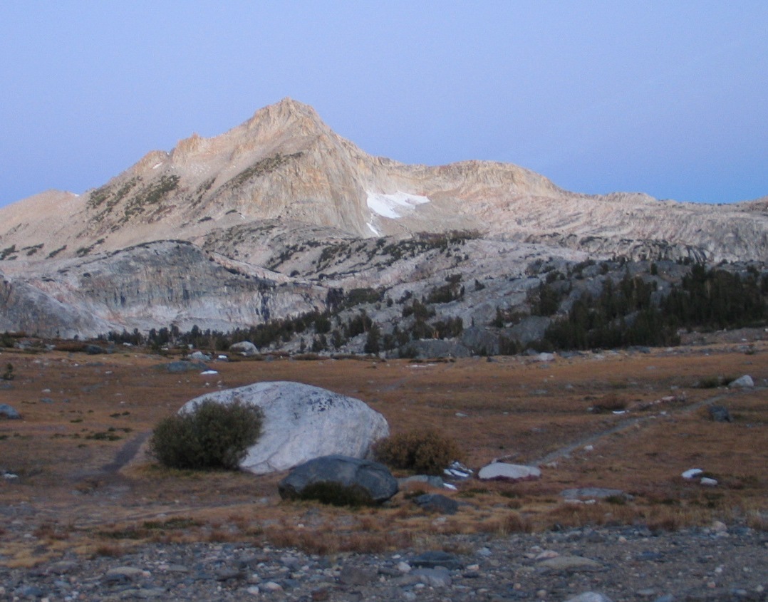 North_Peak_Glacier_2004_01