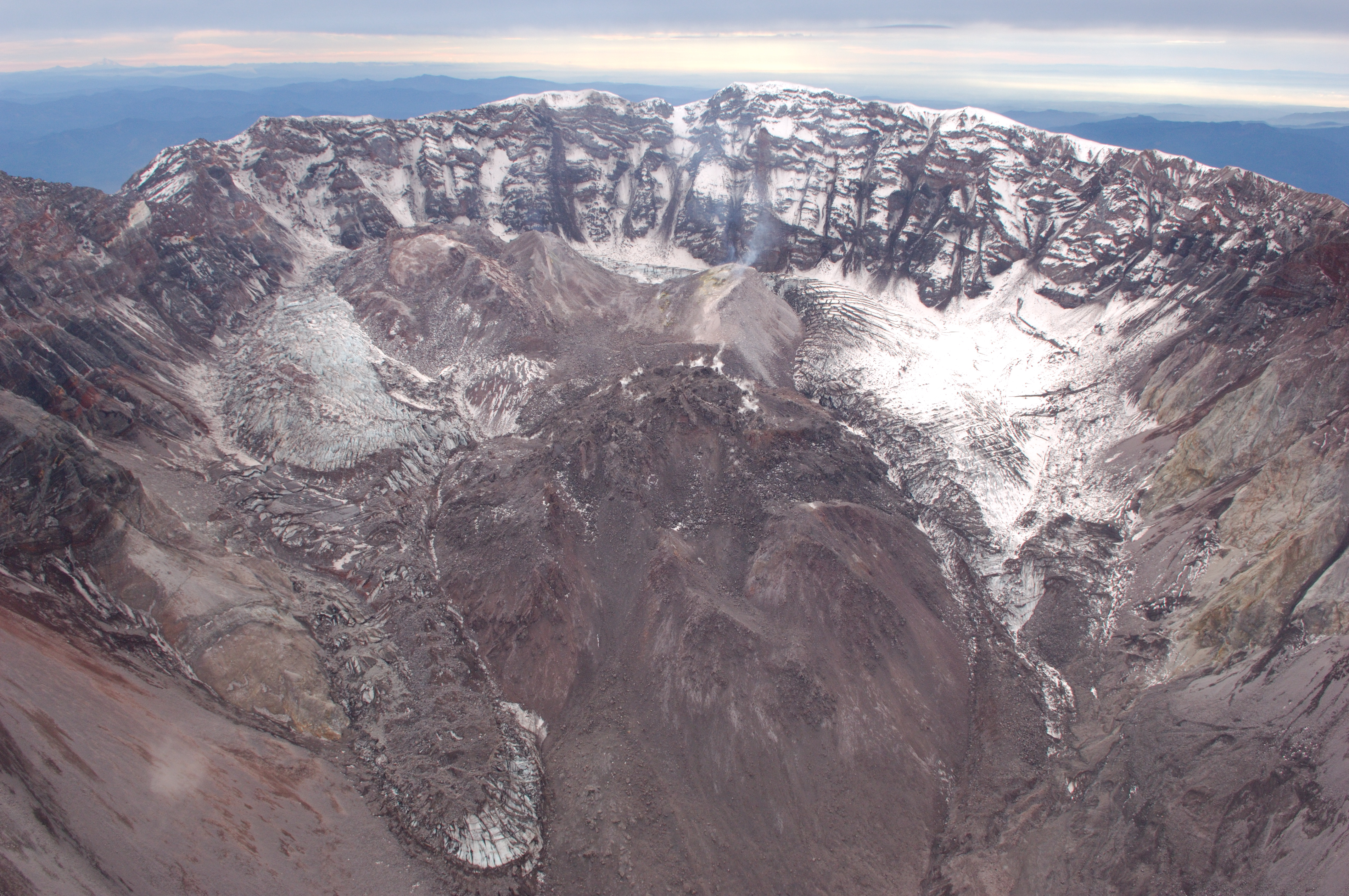 Crater_2005_01